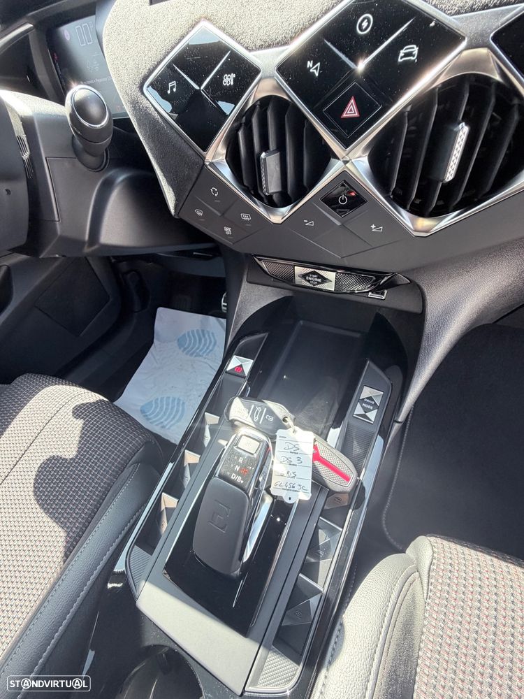 DS DS3 E-Tense Performance Line + - 18