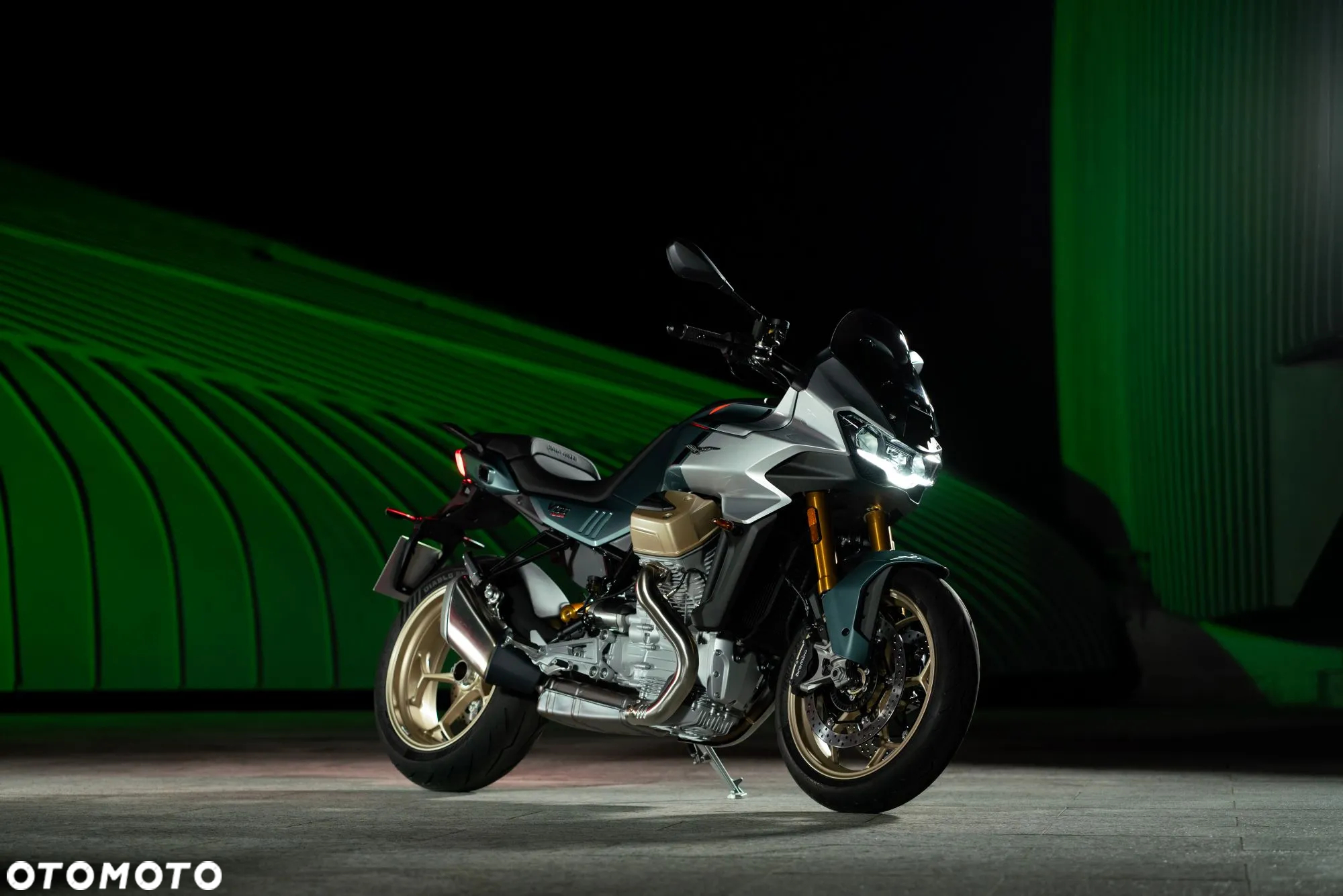 Moto Guzzi Inny - 12