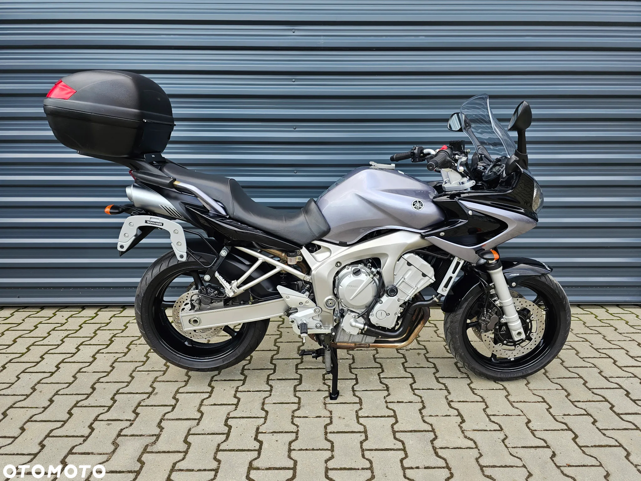 Yamaha FZ6 - 5