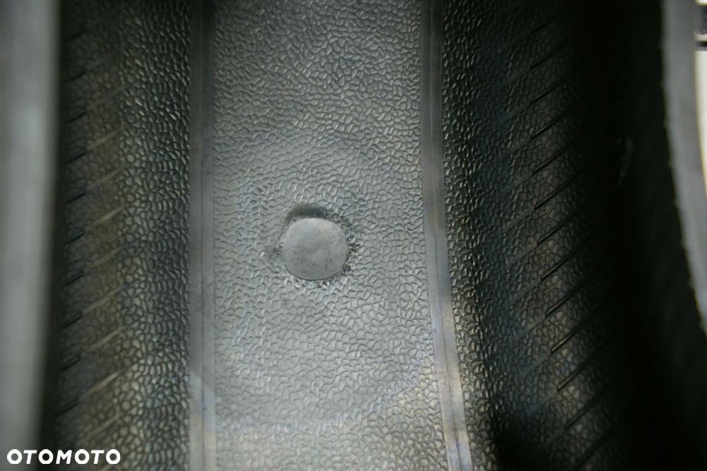 zimowe 215/60R16 PIRELLI WINTER SOTTOZERO 3 6,7mm - 3