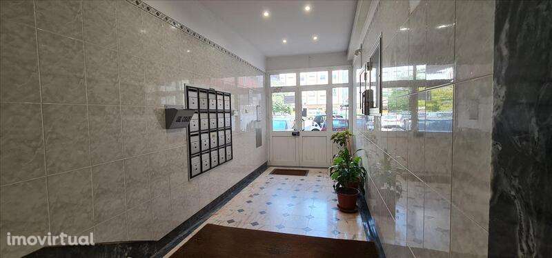 Apartamento em Sintra, Queluz - Grande imagem: 2/16