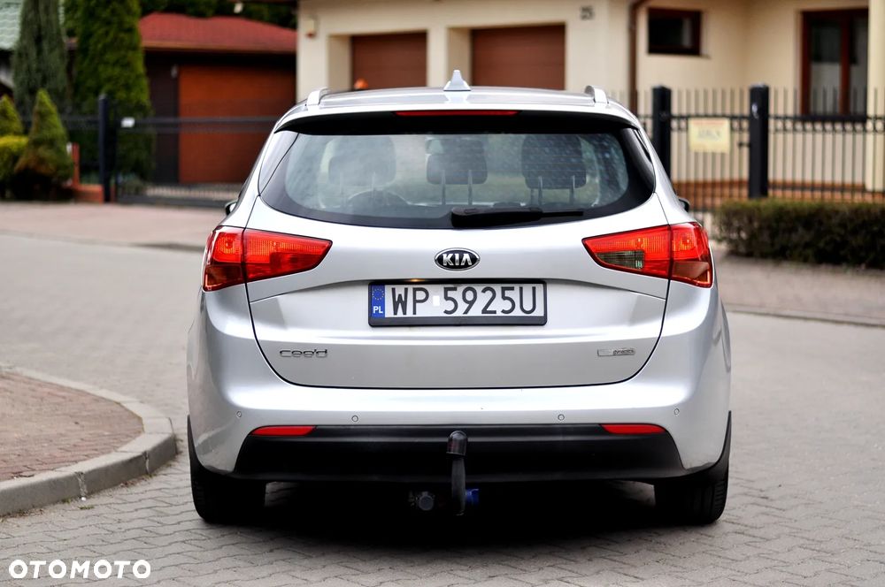 Kia Ceed 1.4 CVVT Dream Team Edition - 14