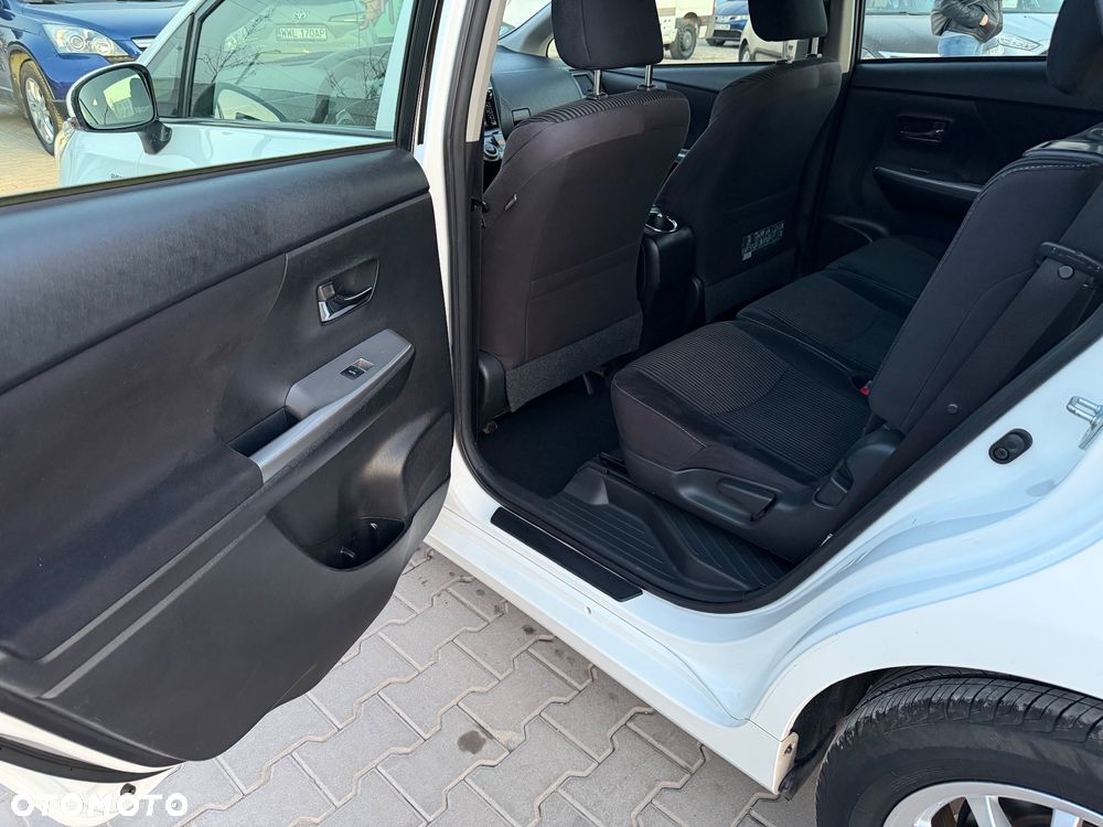 Toyota Prius+ (Hybrid) Comfort - 29