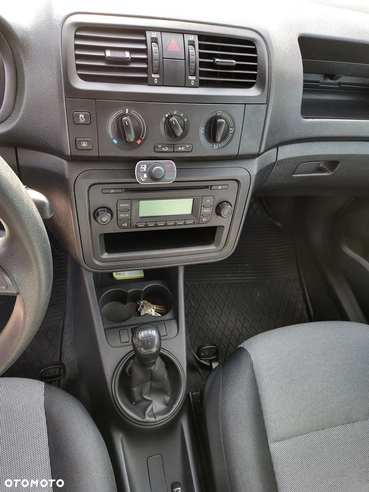 Skoda Fabia 1.6 TDI DPF Active Plus - 6