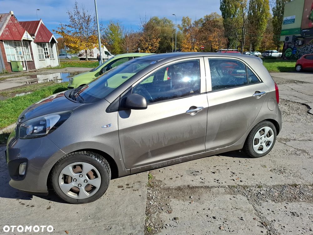 Kia Picanto 1.0 L - 3