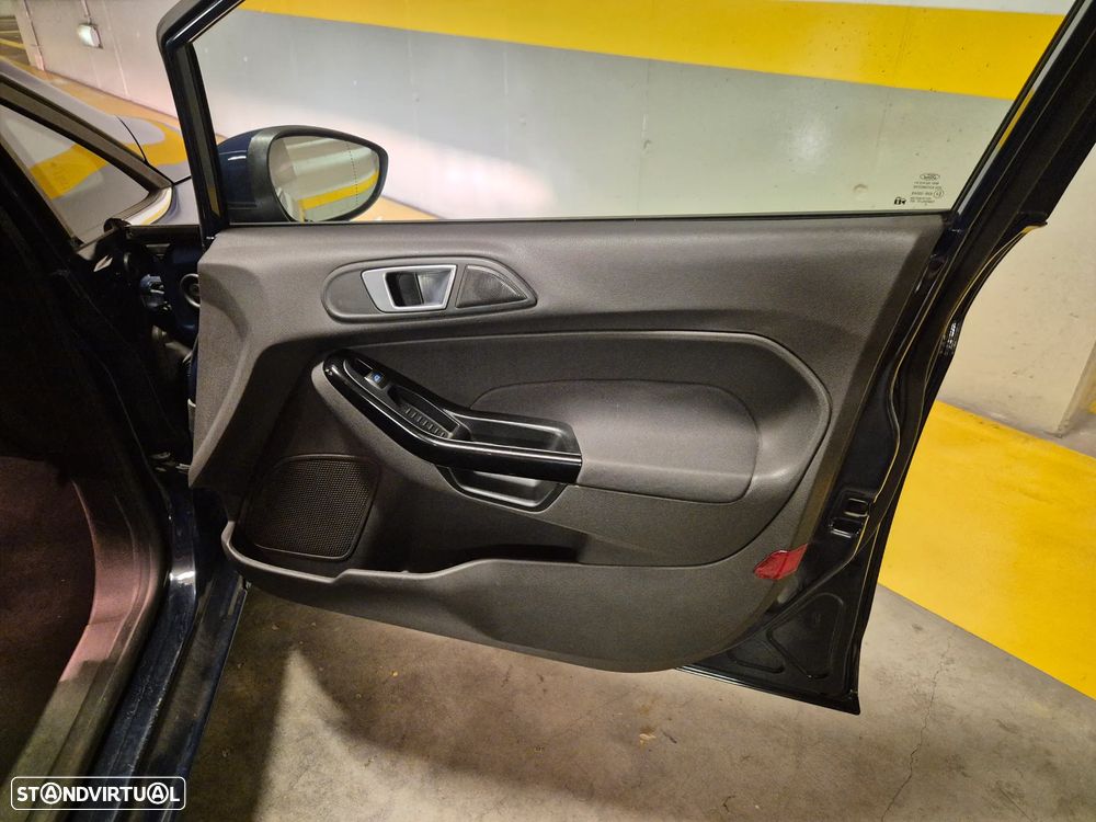 Ford Fiesta 1.0 Ti-VCT Trend - 43