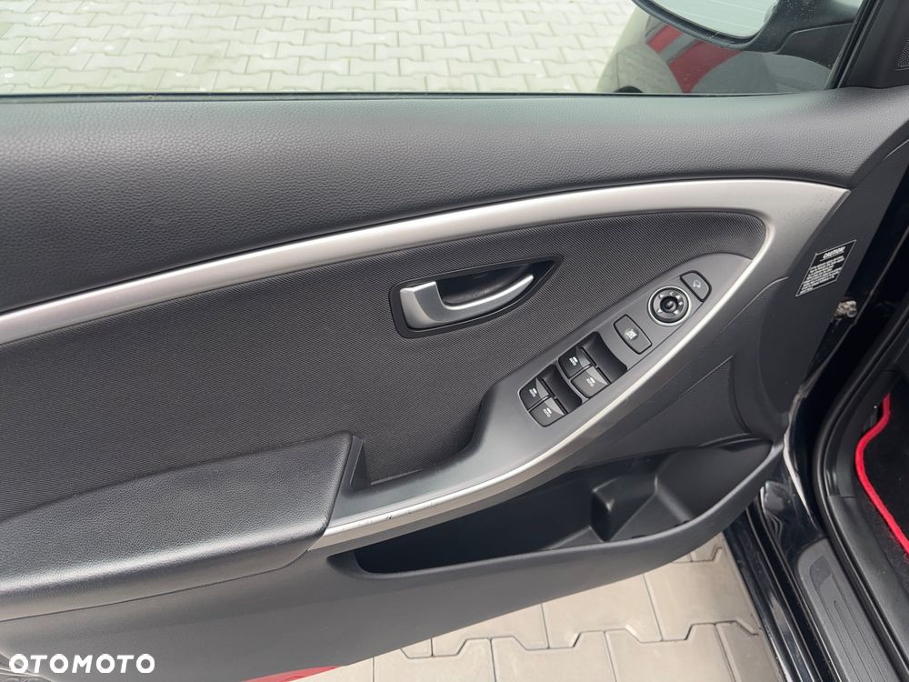 Hyundai i30 1.6 CRDi Style - 12