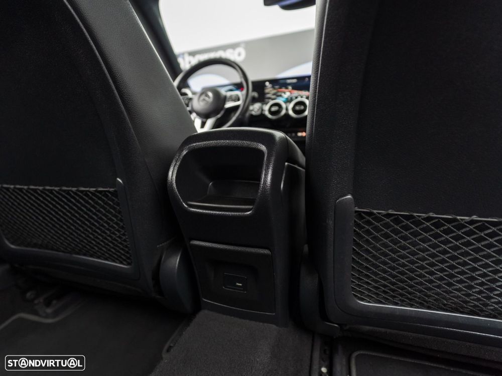 Mercedes-Benz A 250 e Style Plus - 38