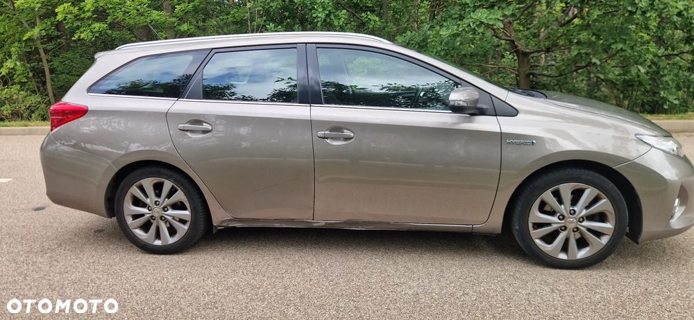 Toyota Auris - 4