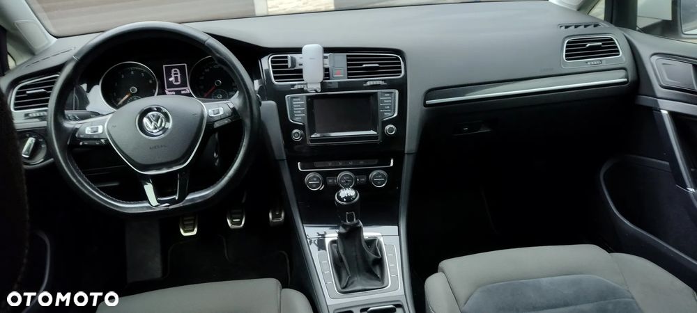 Volkswagen Golf 1.4 TSI BlueMotion Technology Comfortline - 5