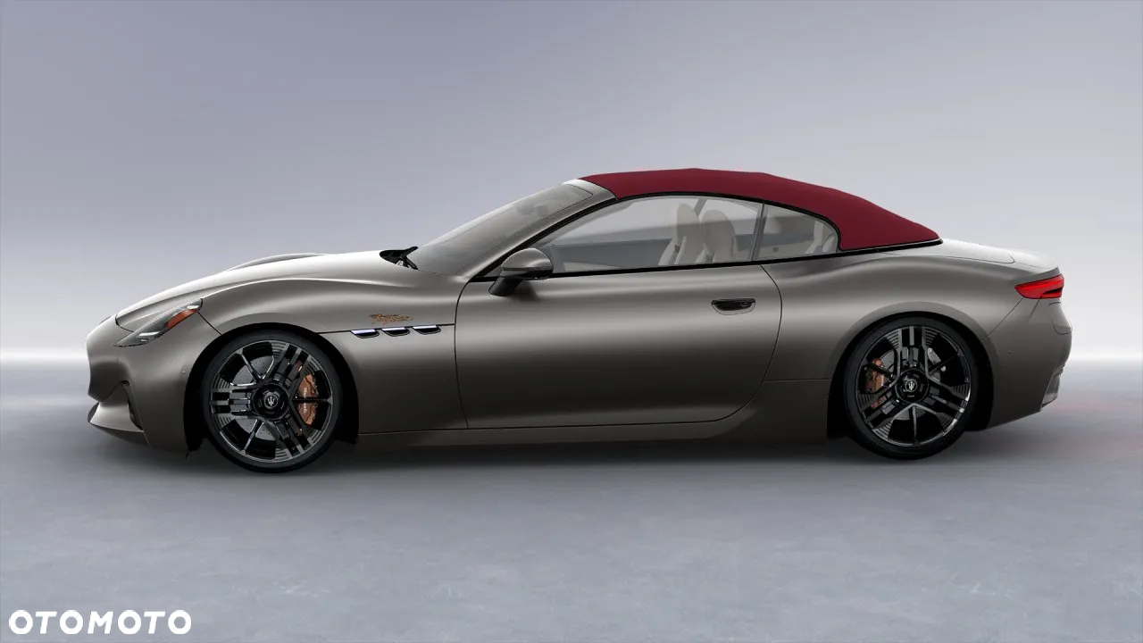 Maserati GranCabrio - 10