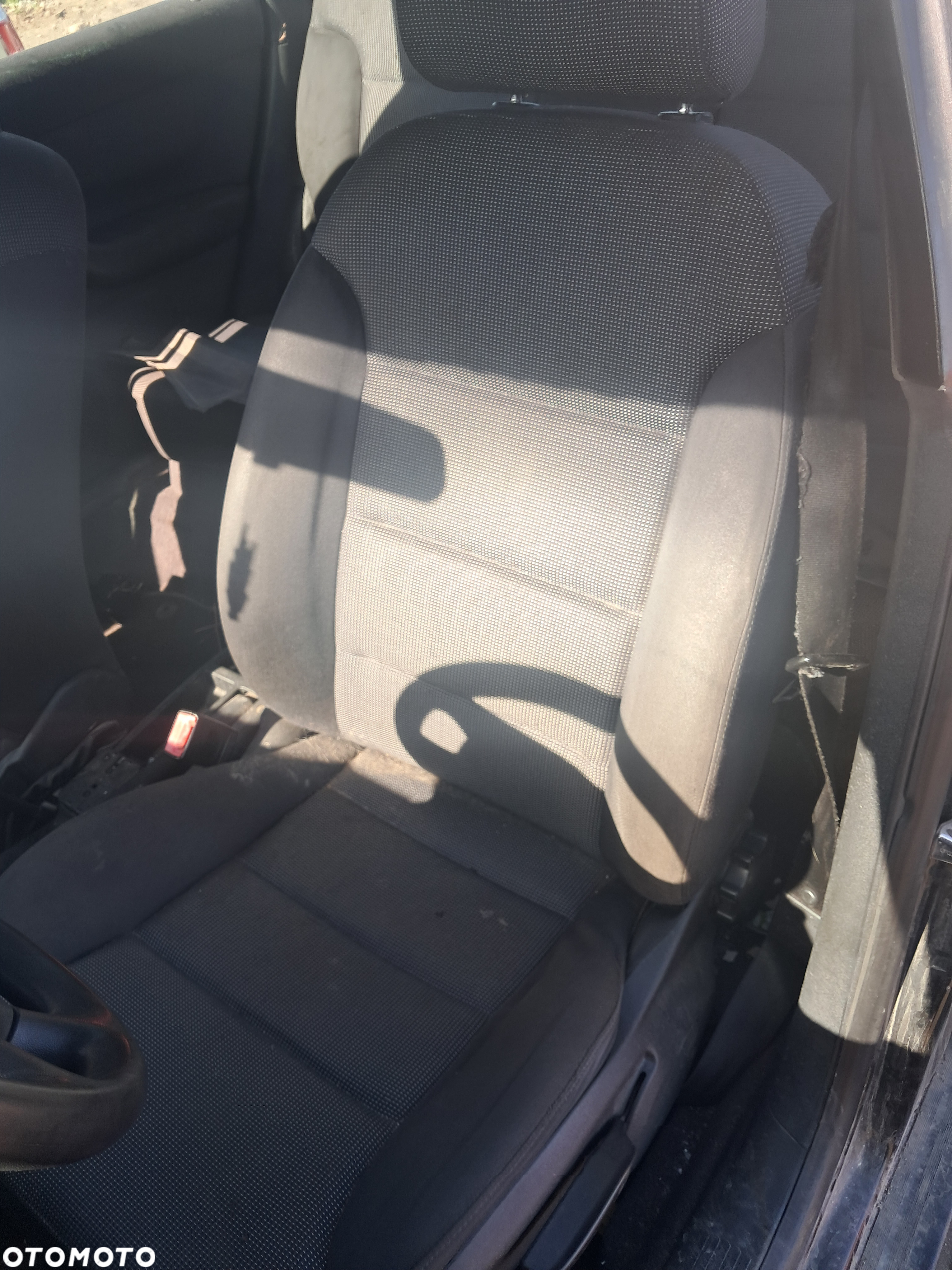 DAWCA CZĘŚCI AUDI A3 8L 2002 1.8 T AUM 5D KL.  LY9B - 10