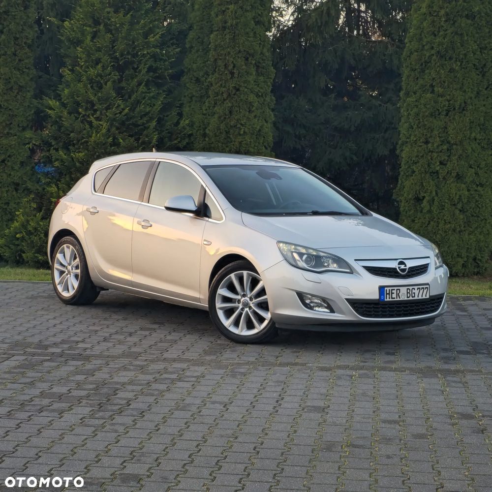 Opel Astra 1.7 CDTI DPF Cosmo - 10