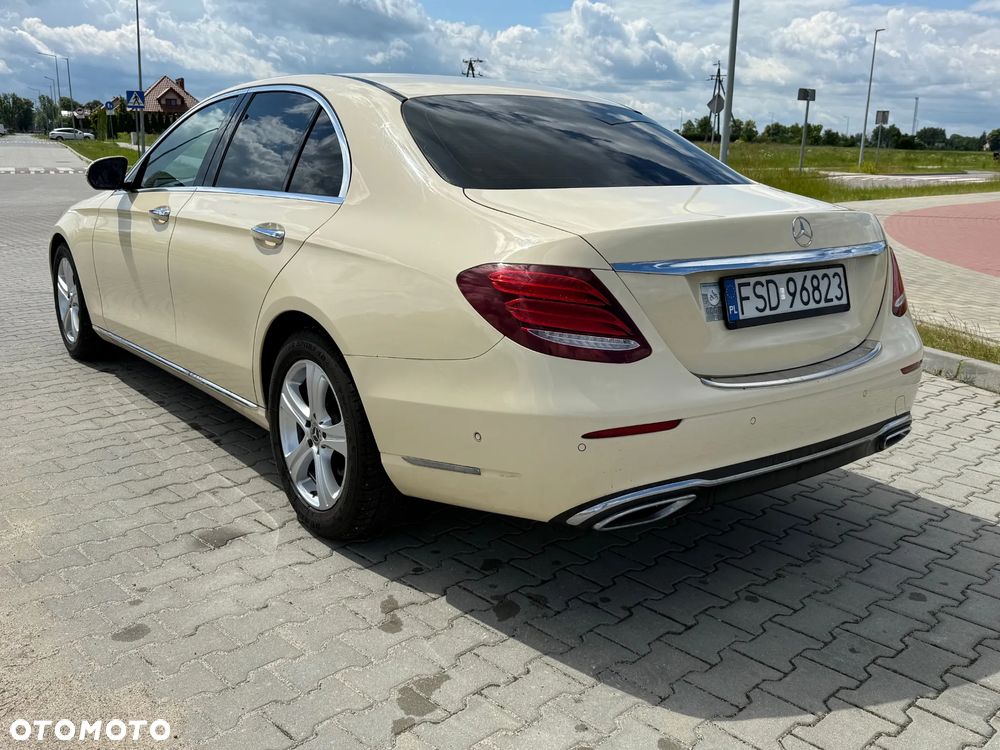 Mercedes-Benz Klasa E - 8