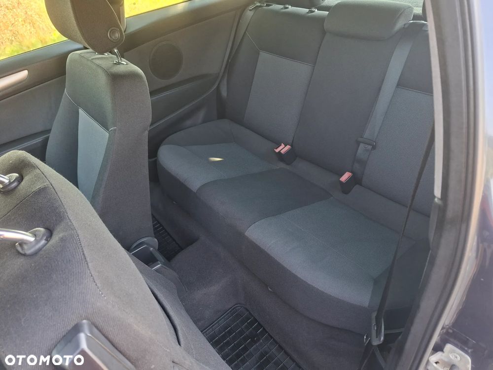 Opel Astra 1.6 - 10