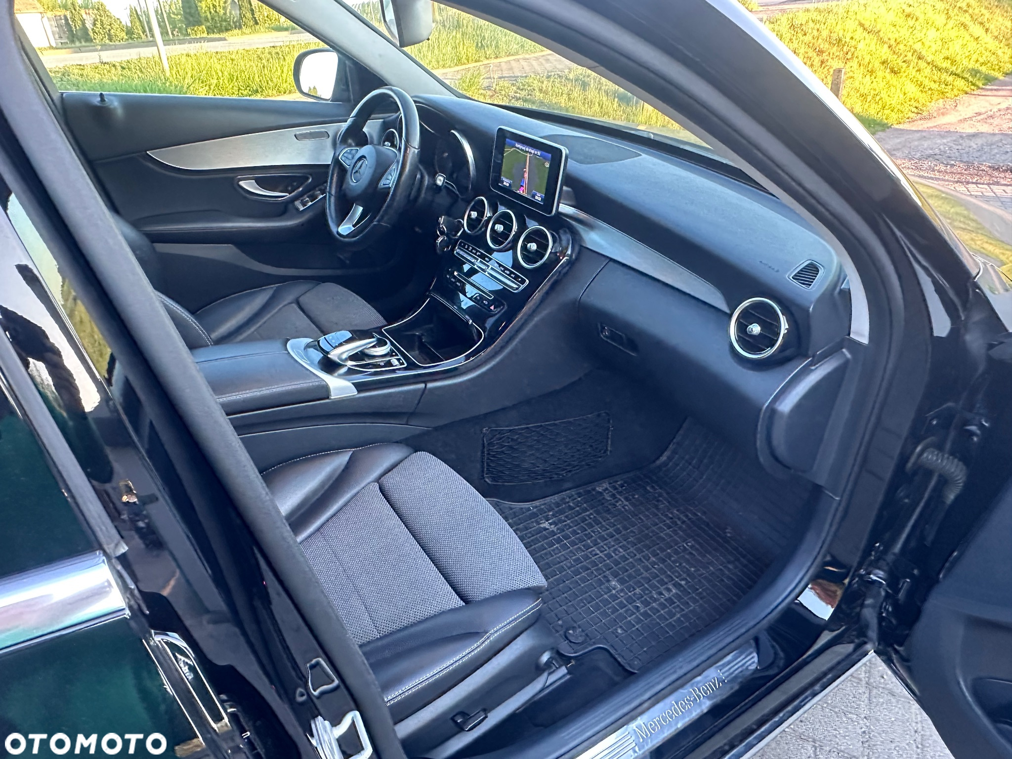 Mercedes-Benz Klasa C 200 T 9G-TRONIC Avantgarde - 16