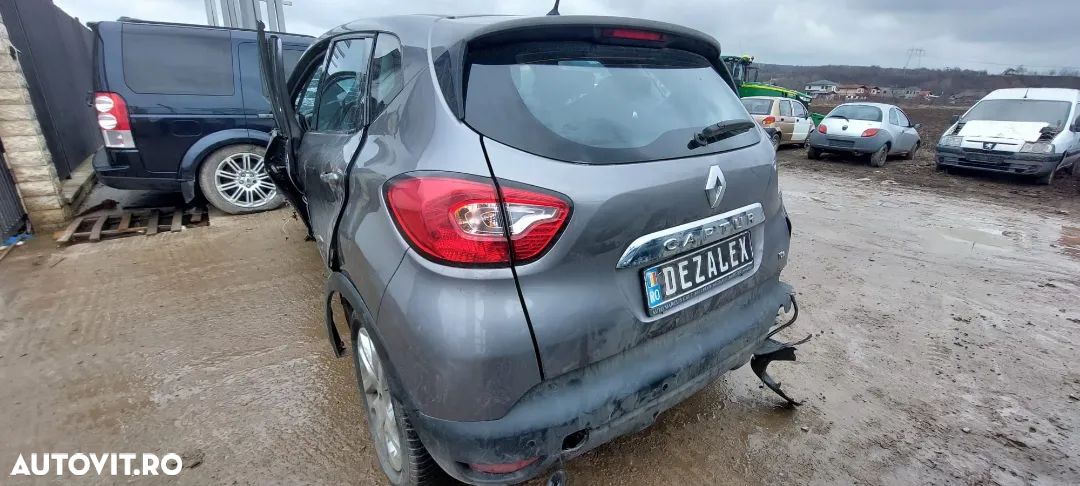 Dezmembrari RENAULT CAPTUR 900 TCe 66KW 2015 - 1