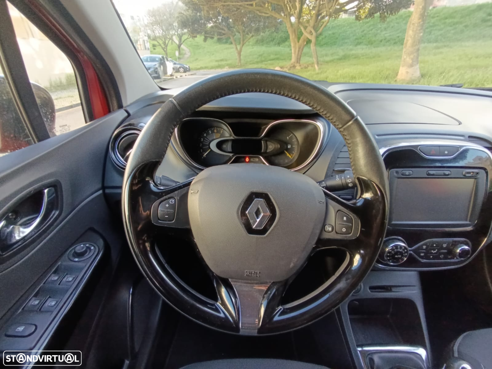 Renault Captur 0.9 TCE Exclusive - 12