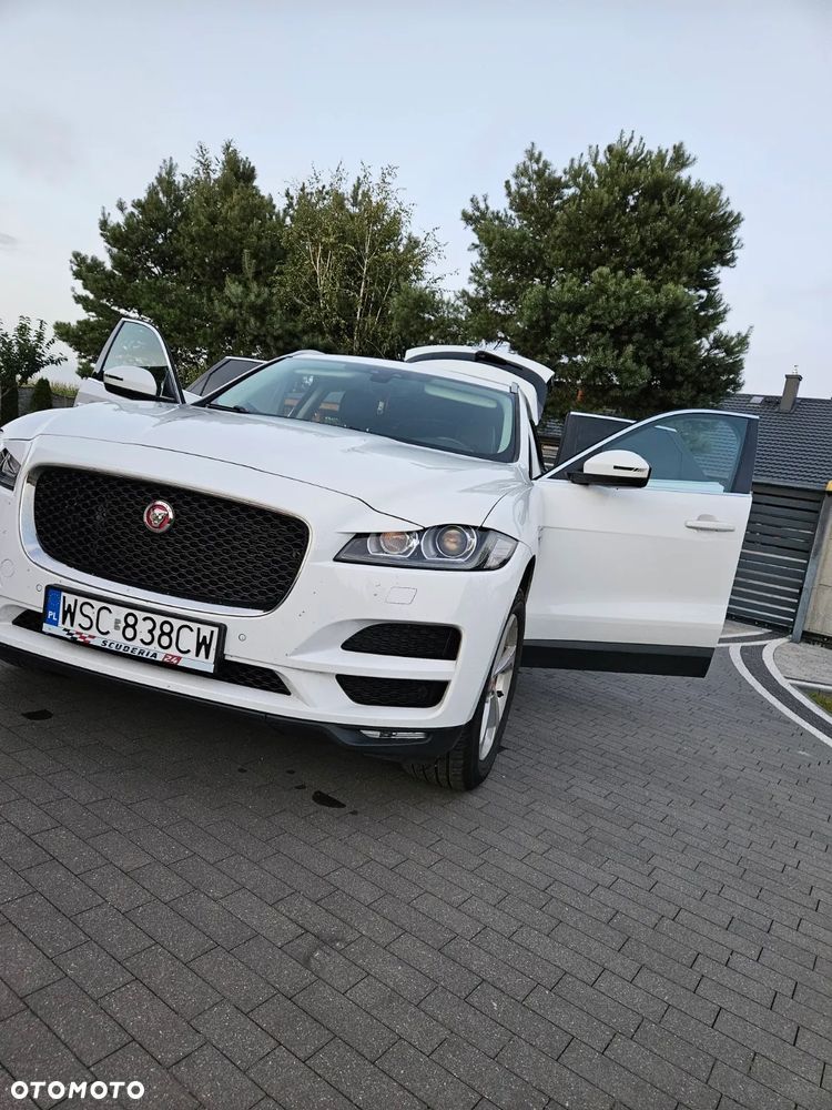 Jaguar F-Pace 2.0 i4P AWD Prestige - 1