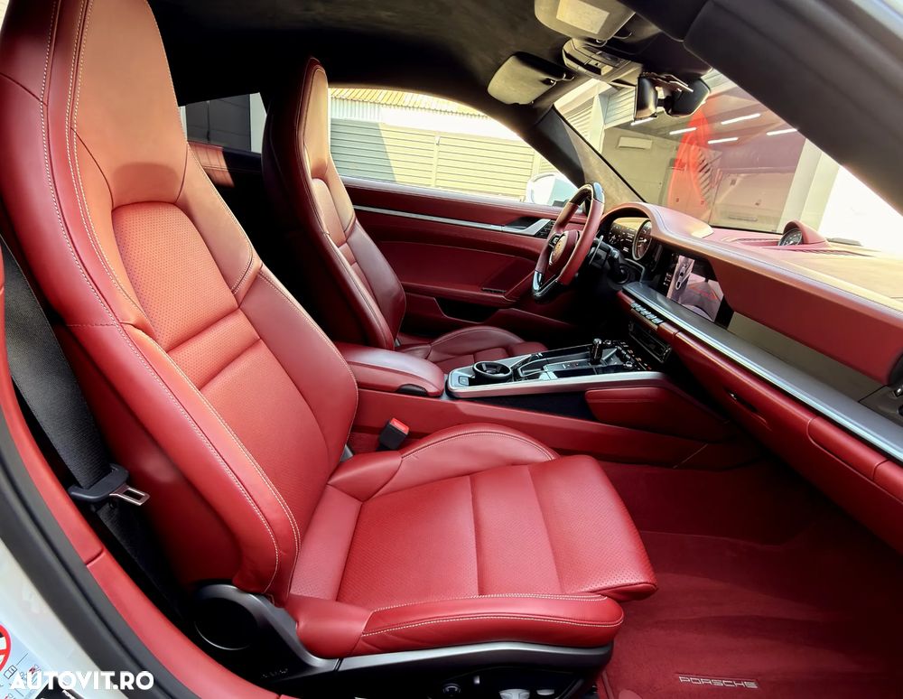 Porsche 911 4S - 15