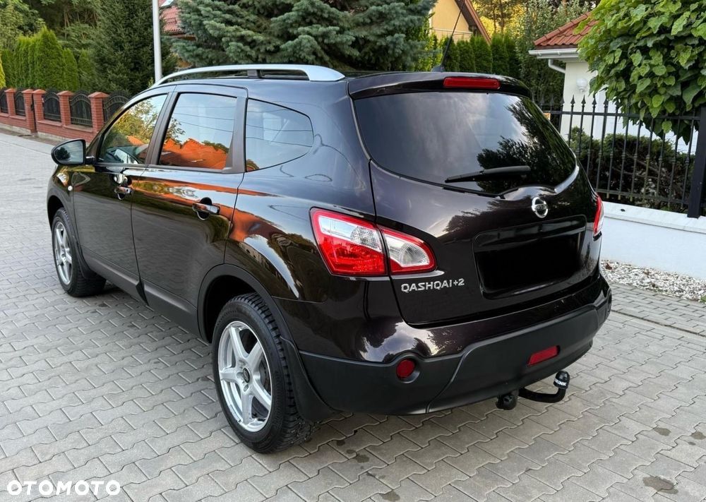 Nissan Qashqai+2 2.0 4x4 Tekna CVT - 9