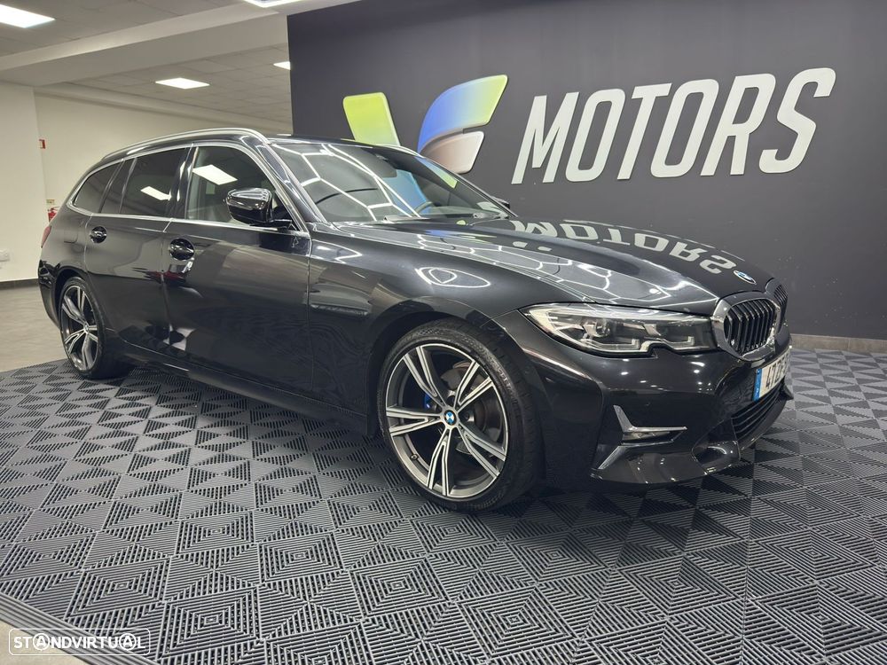 BMW 320 d Touring Line Sport Shadow Auto - 4