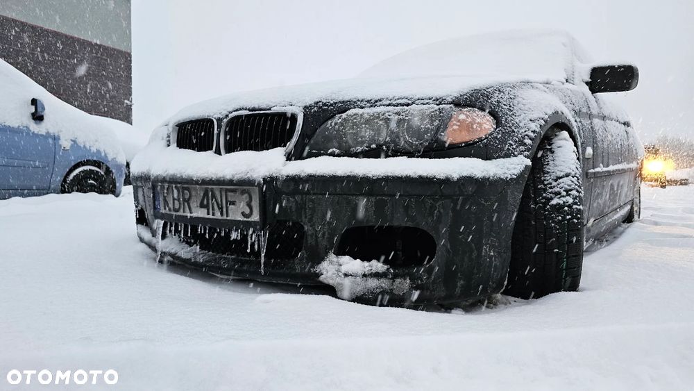 BMW Seria 3 325i - 2