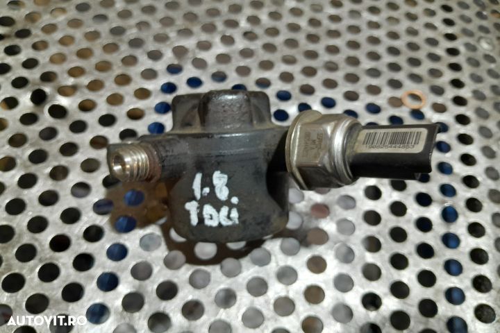 Rampa injectoare 4M5Q9D280DB 4M5Q9D280DB Ford Focus 1 [facelift] [200 - 4