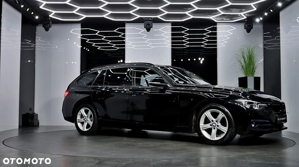 BMW Seria 3 318i GPF Sport Line - 15