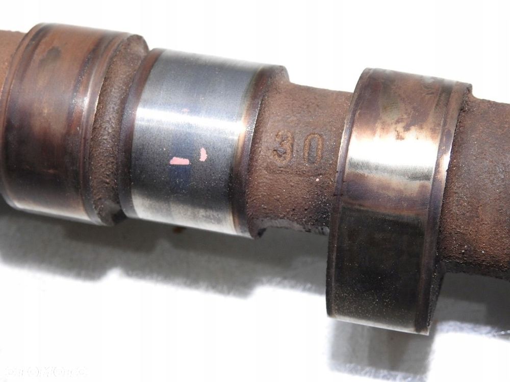 WAŁEK ROZRZĄDU WYDECHOWY VOLVO V70 III 2.5 T - 8