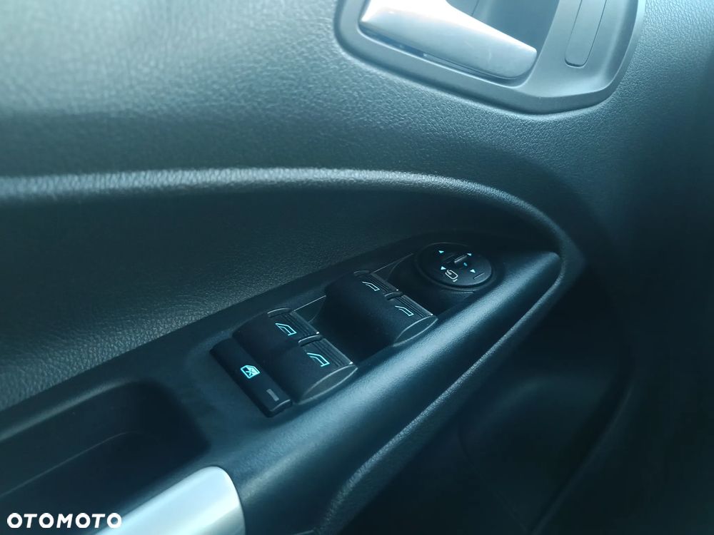 Ford Tourneo Connect Grand - 18