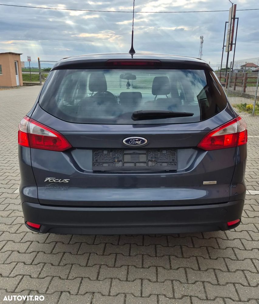 Ford Focus 1.6 TDCi DPF Start-Stopp-System SYNC Edition - 2