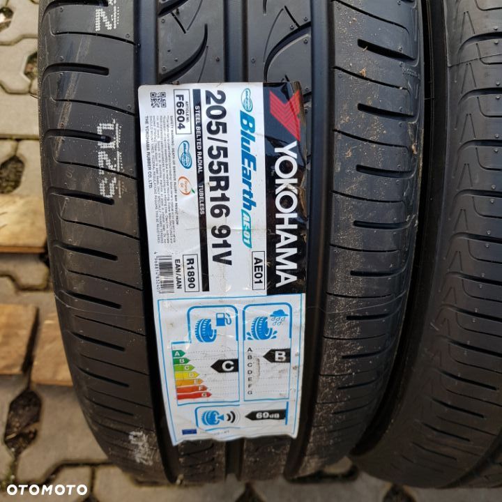 4x 205/55R16 Yokohama Bluearth AE01 Nowy komplet opon letnich Poznań - 2