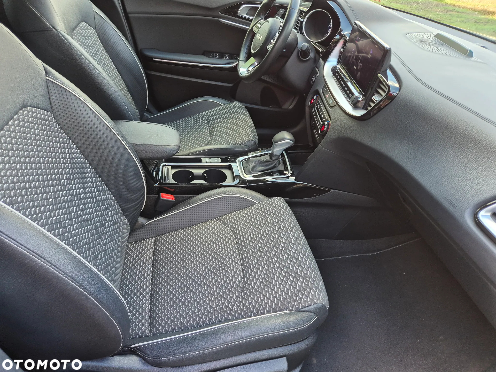 Kia Ceed - 15