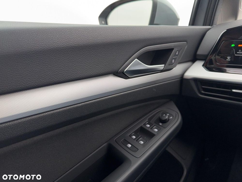 Volkswagen Golf 1.0 TSI Life - 29