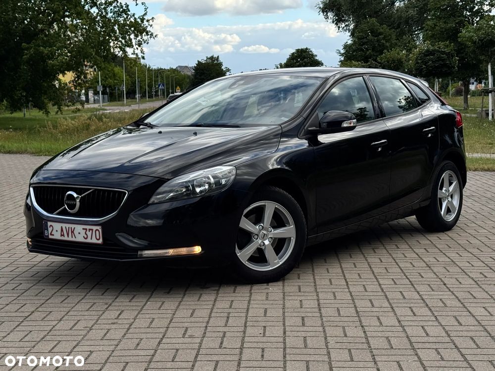 Volvo V40 D2 Momentum - 12