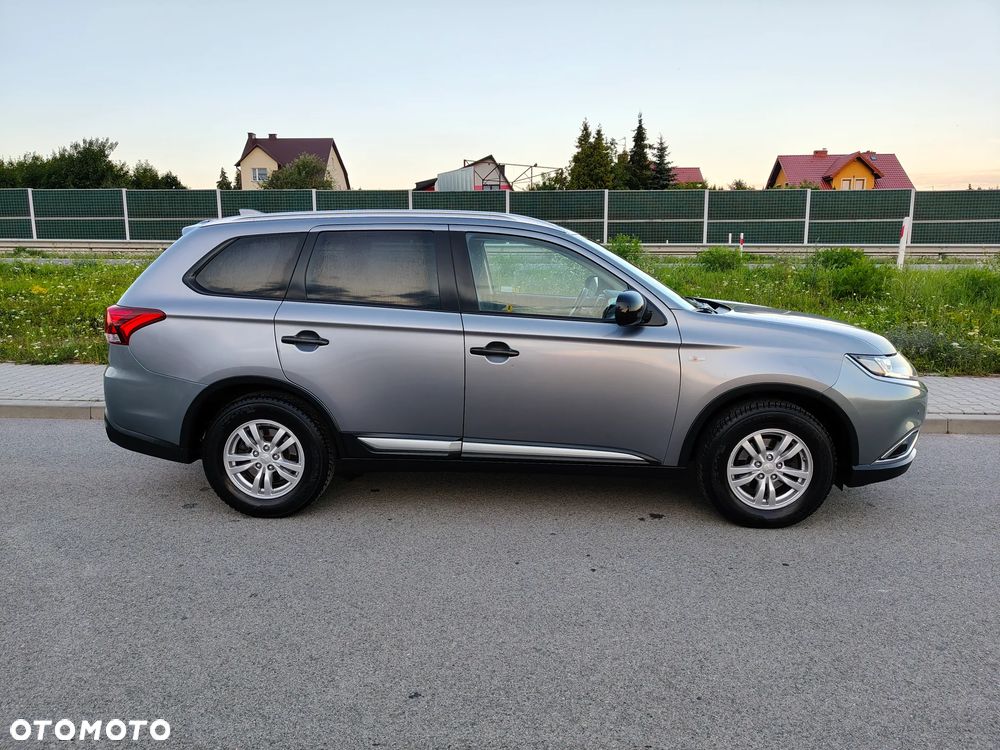 Mitsubishi Outlander 2.0 City Style 2WD - 27