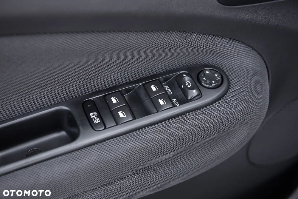 Citroën C3 Picasso 1.4i Exclusive - 16