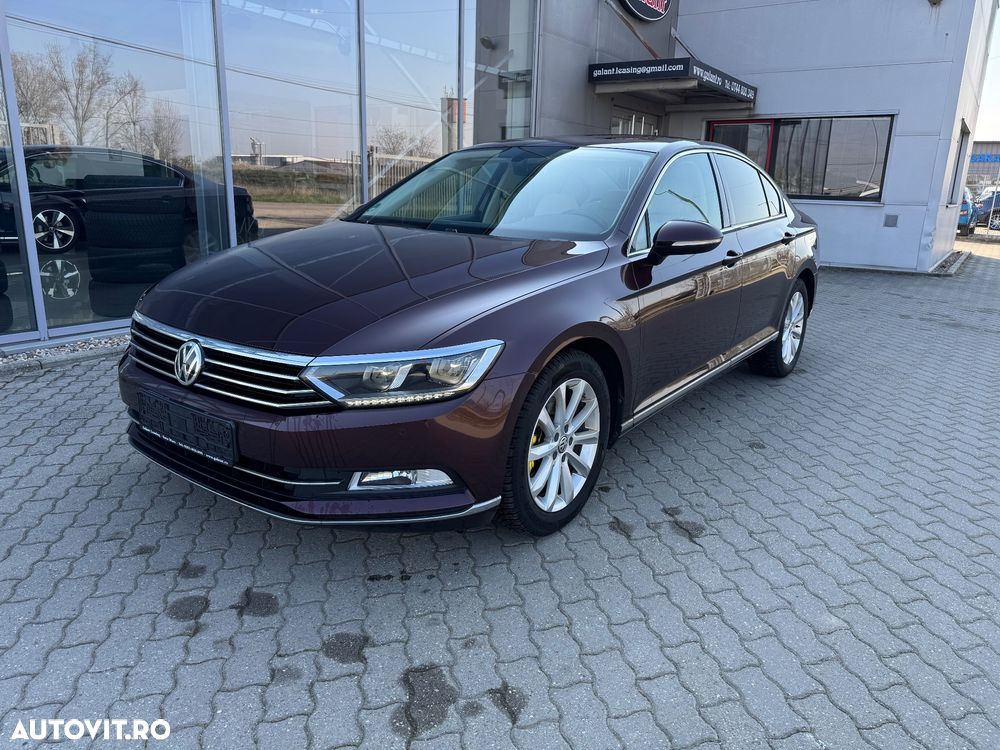Volkswagen Passat 2.0 TDI DSG Highline - 1