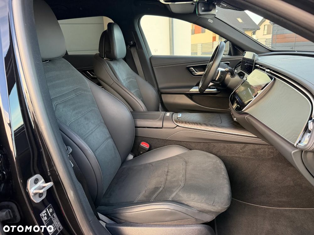 Mercedes-Benz Klasa E 220 d mHEV 4-Matic AMG 9G-Tronic - 19