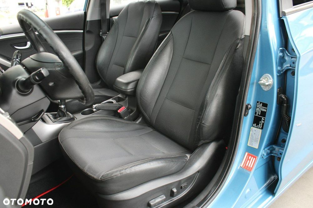 Hyundai i30 1.4 Premium - 11