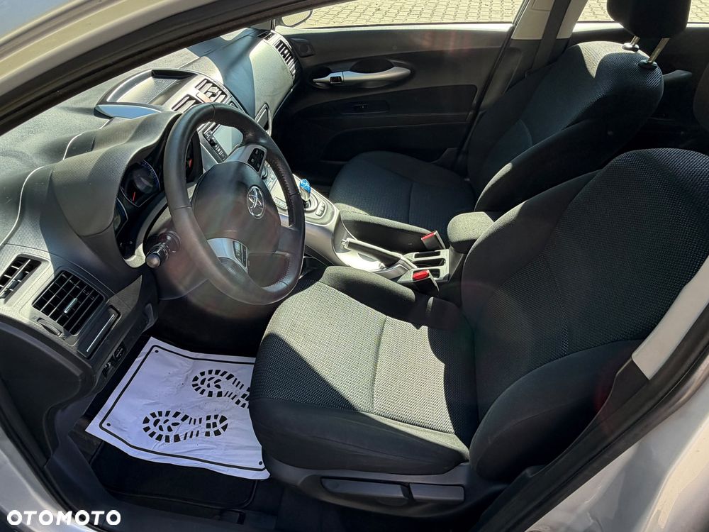 Toyota Auris 1.8 HSD Luna - 16