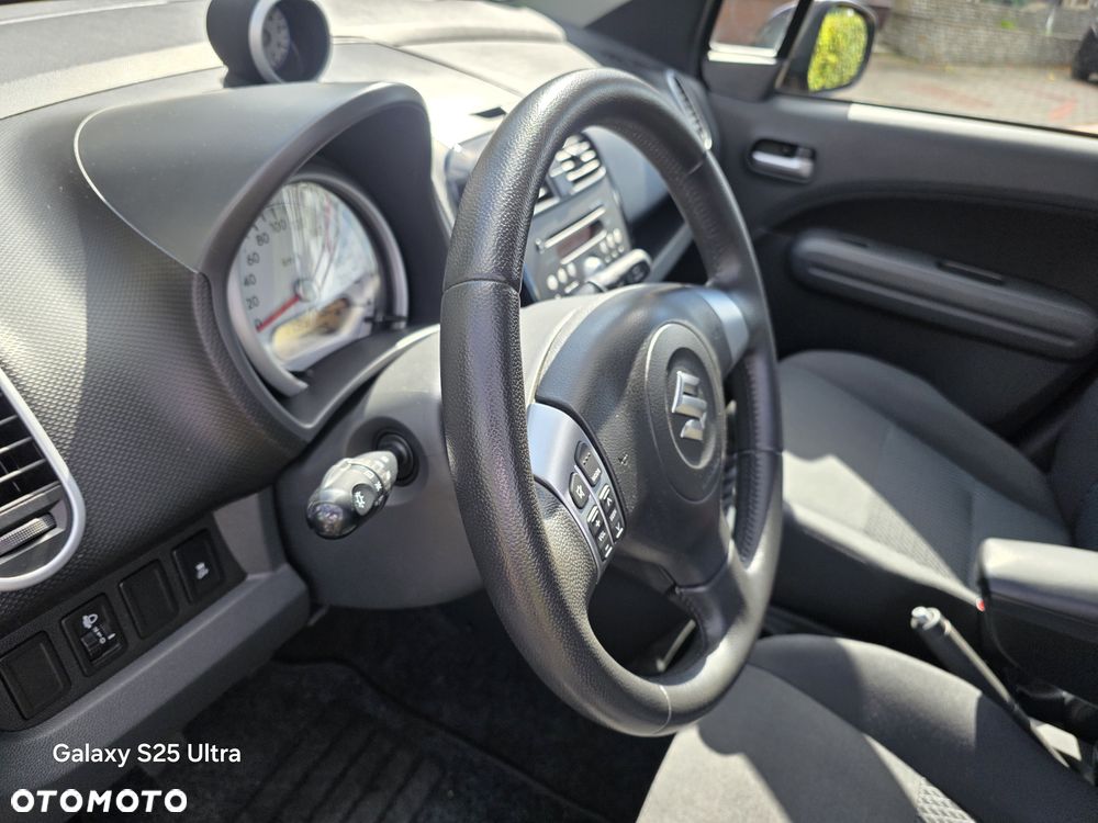Suzuki Splash - 12