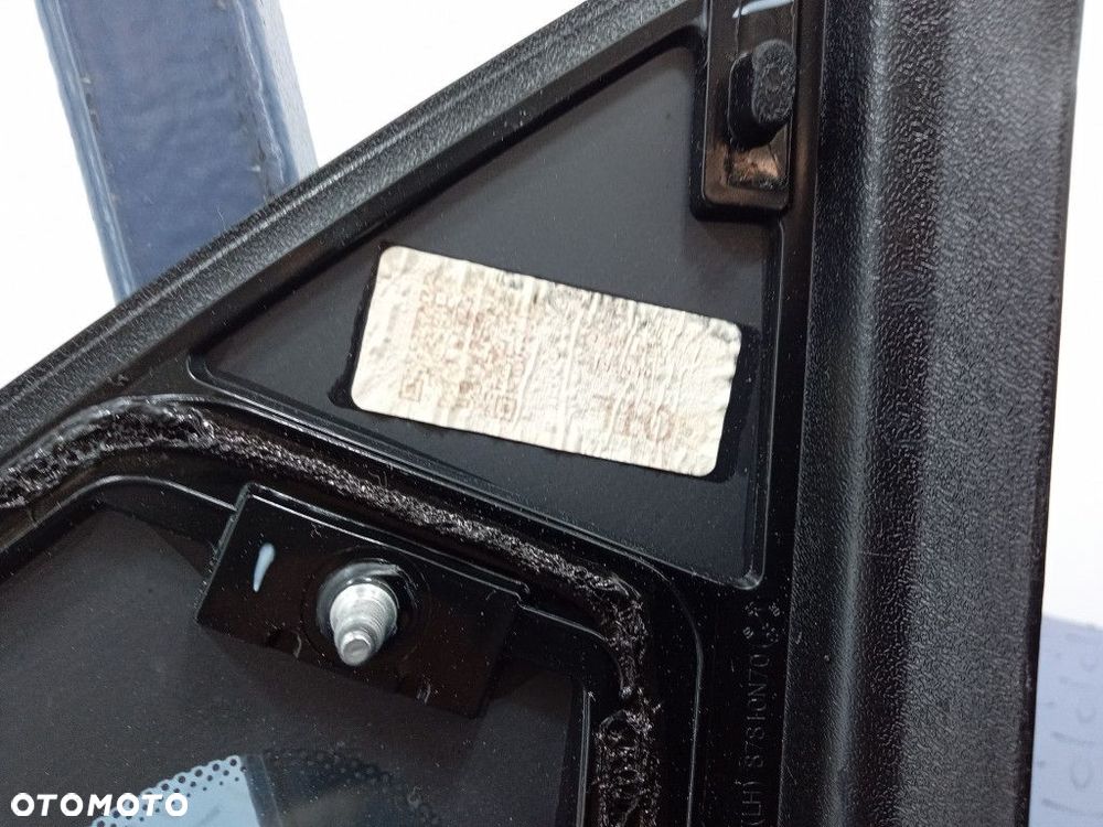 TUCSON IV SZYBA KAROSERYJNA TYŁ LEWA 21R - 4