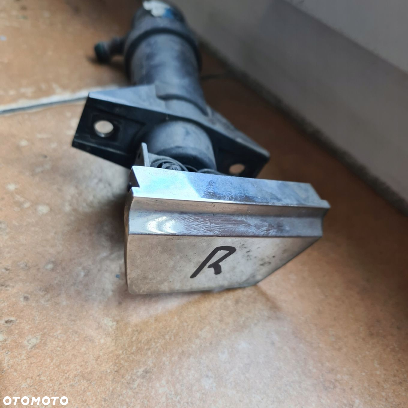 POMPKA POMPA SPRYSKIWACZY zderzak lampa IVECO stralis hi way - 2