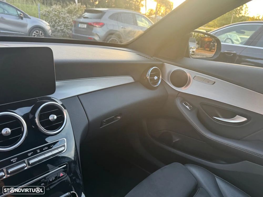Mercedes-Benz C 300 de AMG Line - 21