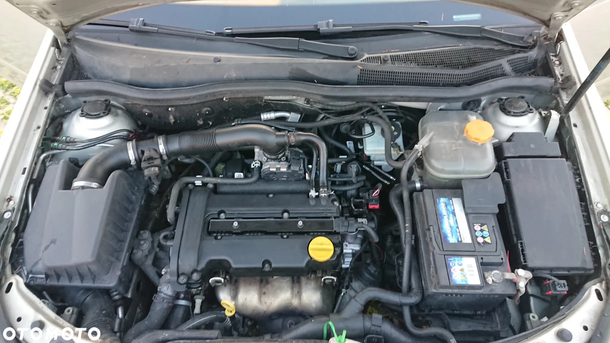 Opel Astra GTC 1.4 - 12