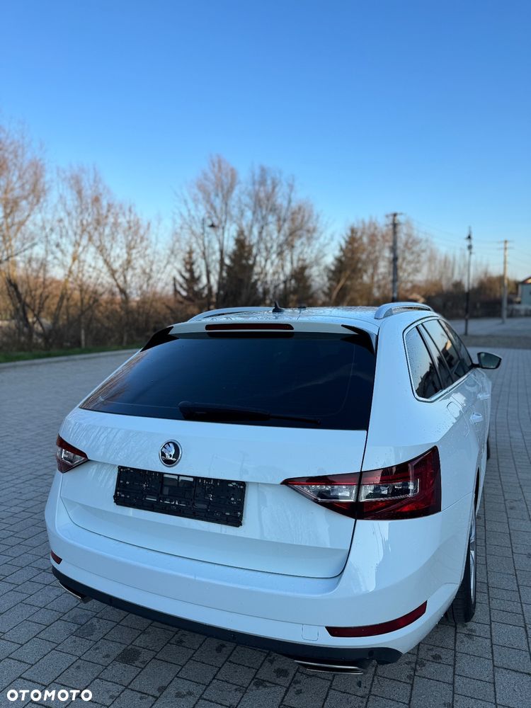 Skoda Superb 2.0 TSI 4x4 DSG SportLine - 6