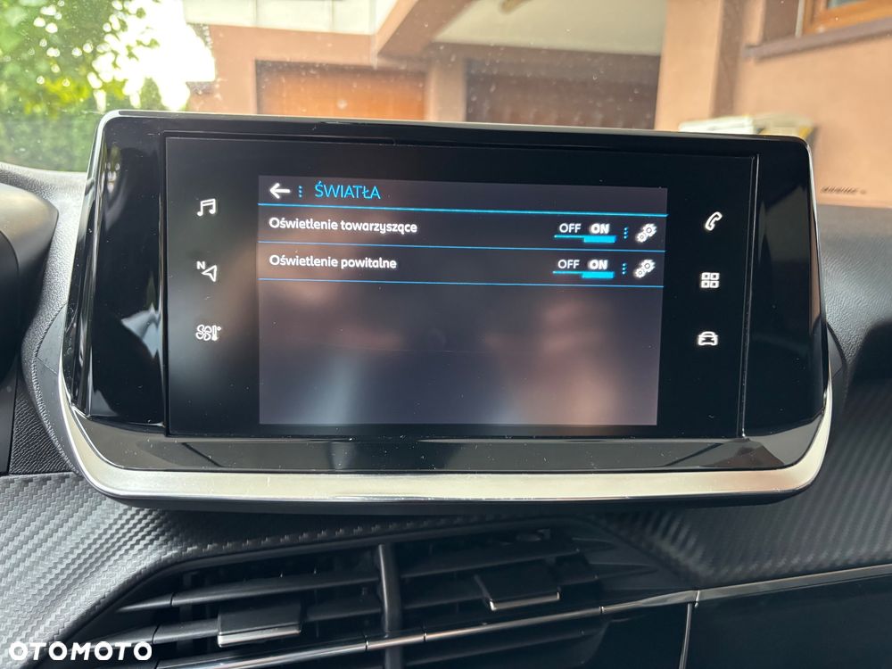 Peugeot 2008 - 21