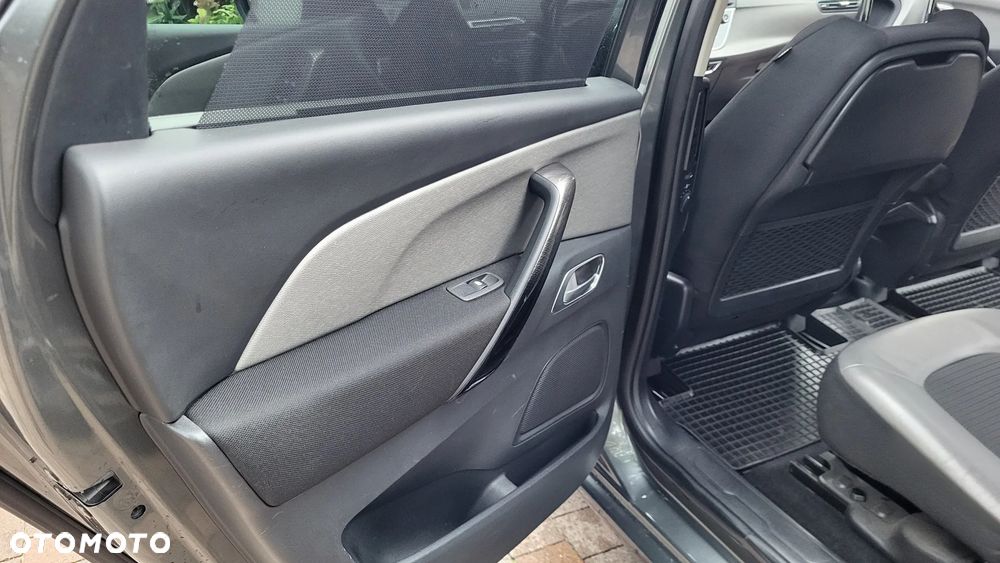 Citroën C4 Picasso BlueHDi 150 EAT6 Exclusive - 11